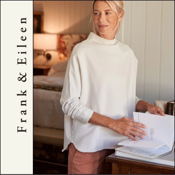 Frank and Eileen Effie capelet lab pullover. Size small. White - Picture 3 of 12